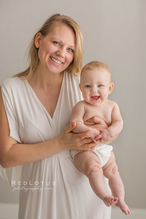 6 months baby photography with mother