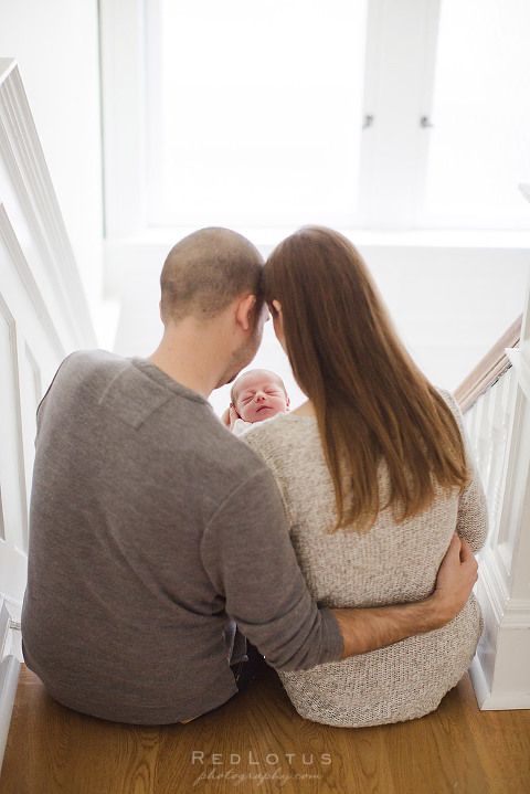 newborn photographer lifestyle home session